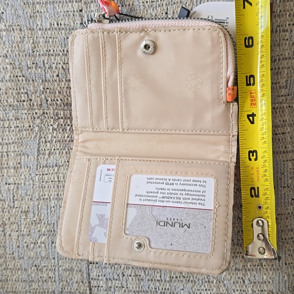 MUNDI BRAND WOMEN'S SMALL "FRUIT PUNCH FLORAL" WALLET WITH RFID PROTECTI… - Picture 8 of 11